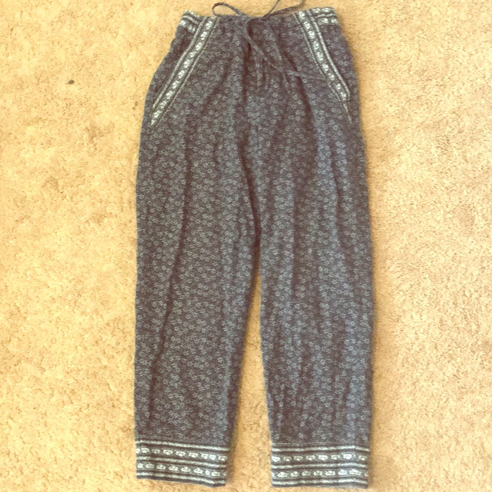 Gap cropped Pants